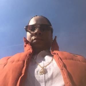 Meet your Posher, Jeanine